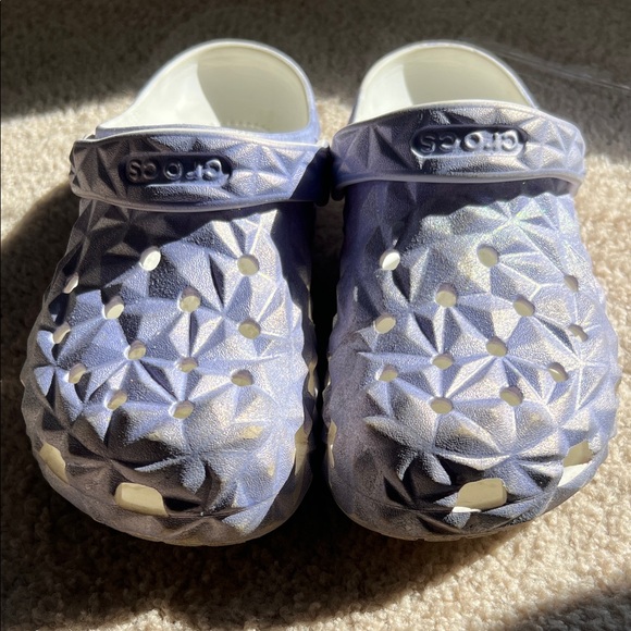 CROCS Kids' Iridescent Purple Clogs - Picture 2 of 8